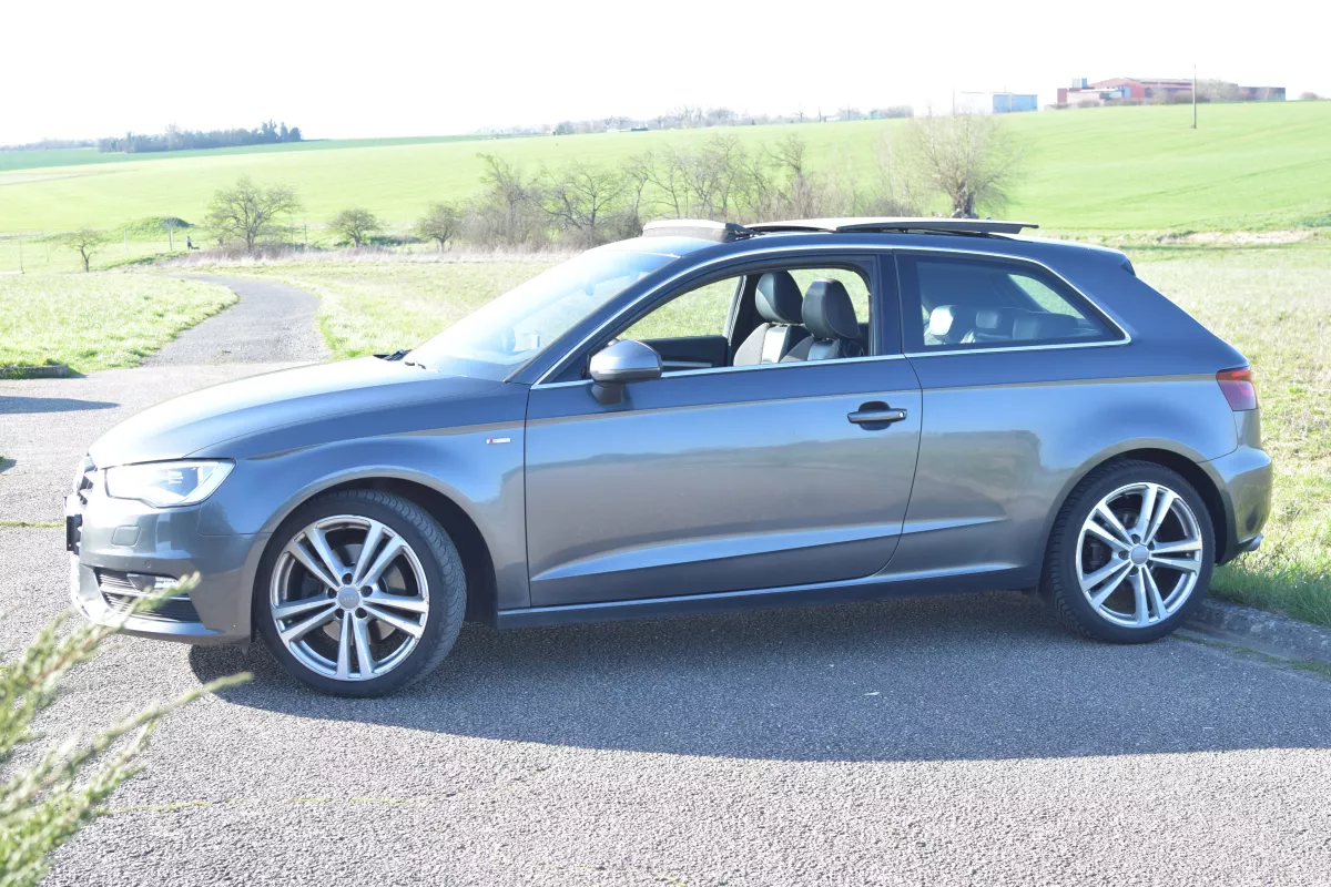 AUDI A3 - Vue détaillée 9