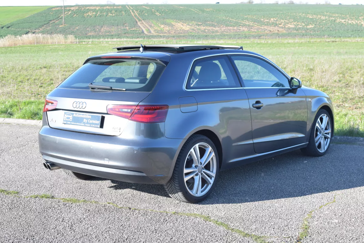 AUDI A3 - Vue détaillée 11