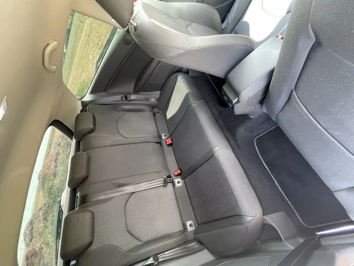 SEAT Leon Fr 2.0 TDI - Vue détaillée 18